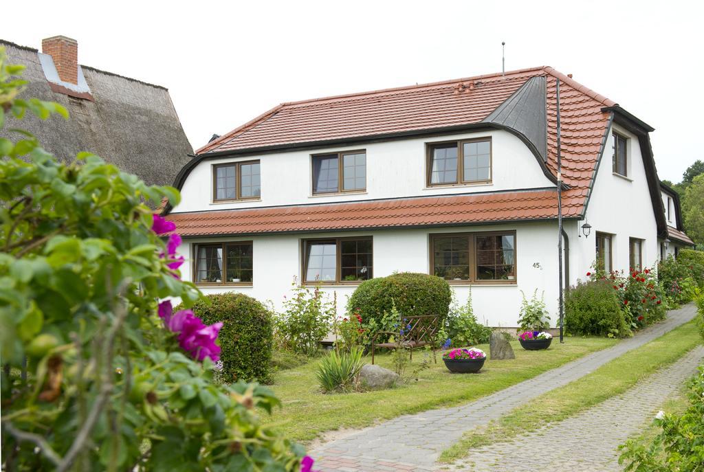 Pension Deichgraf Middelhagen Exterior foto