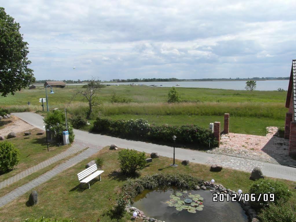 Pension Deichgraf Middelhagen Exterior foto